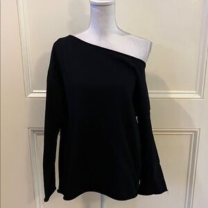 Elegant Black Off-Shoulder Sweatshirt